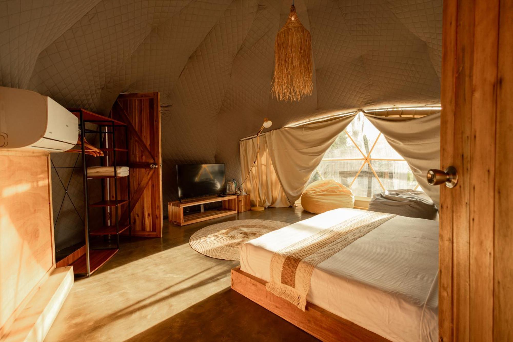 Domes And Dreams Lio Glamping Hotell El Nido Exteriör bild