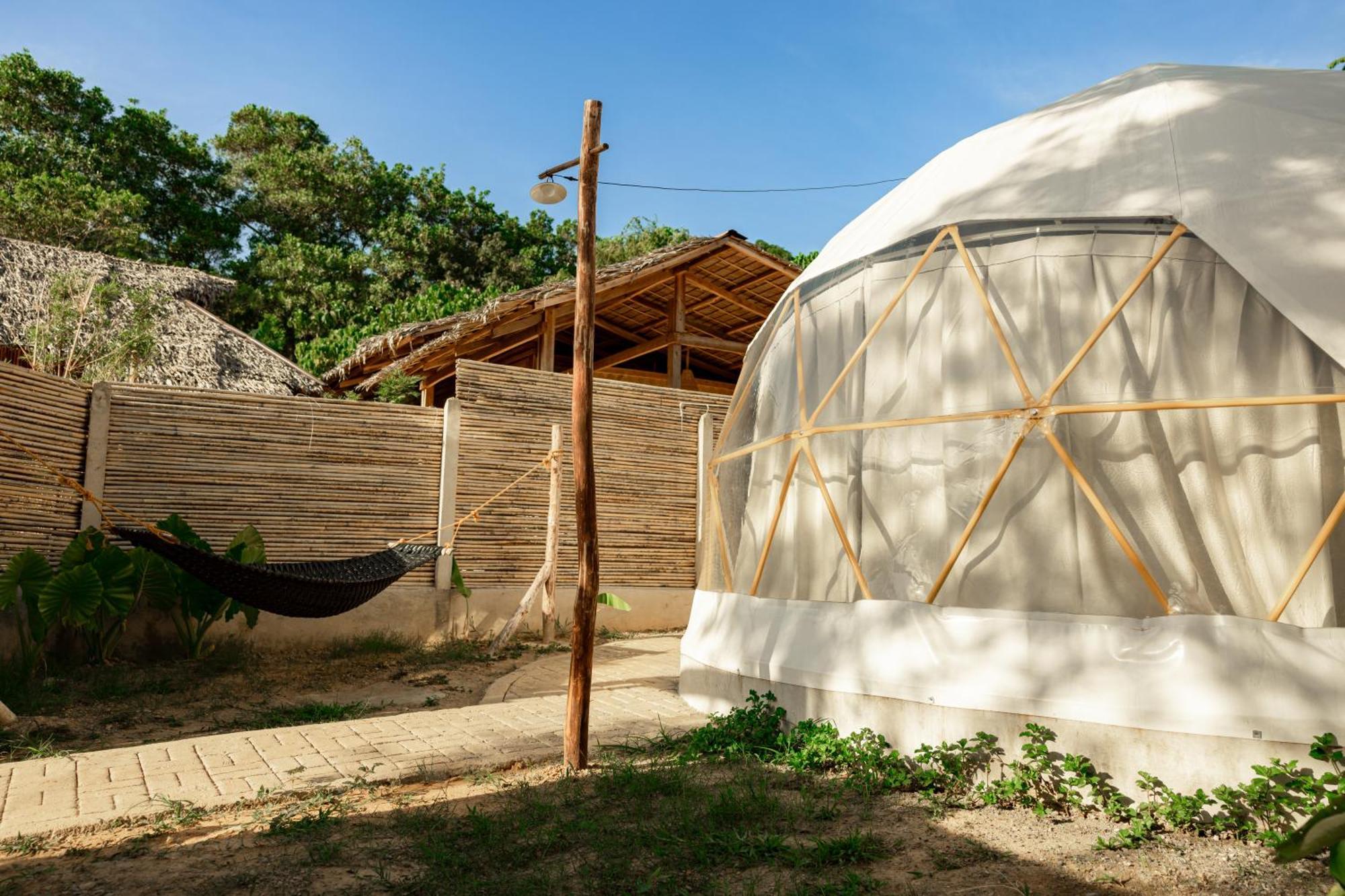 Domes And Dreams Lio Glamping Hotell El Nido Exteriör bild